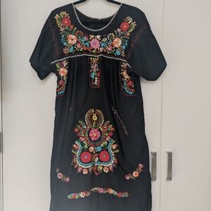 Black Embroidered Floral Midi Dress - Brand Unknown